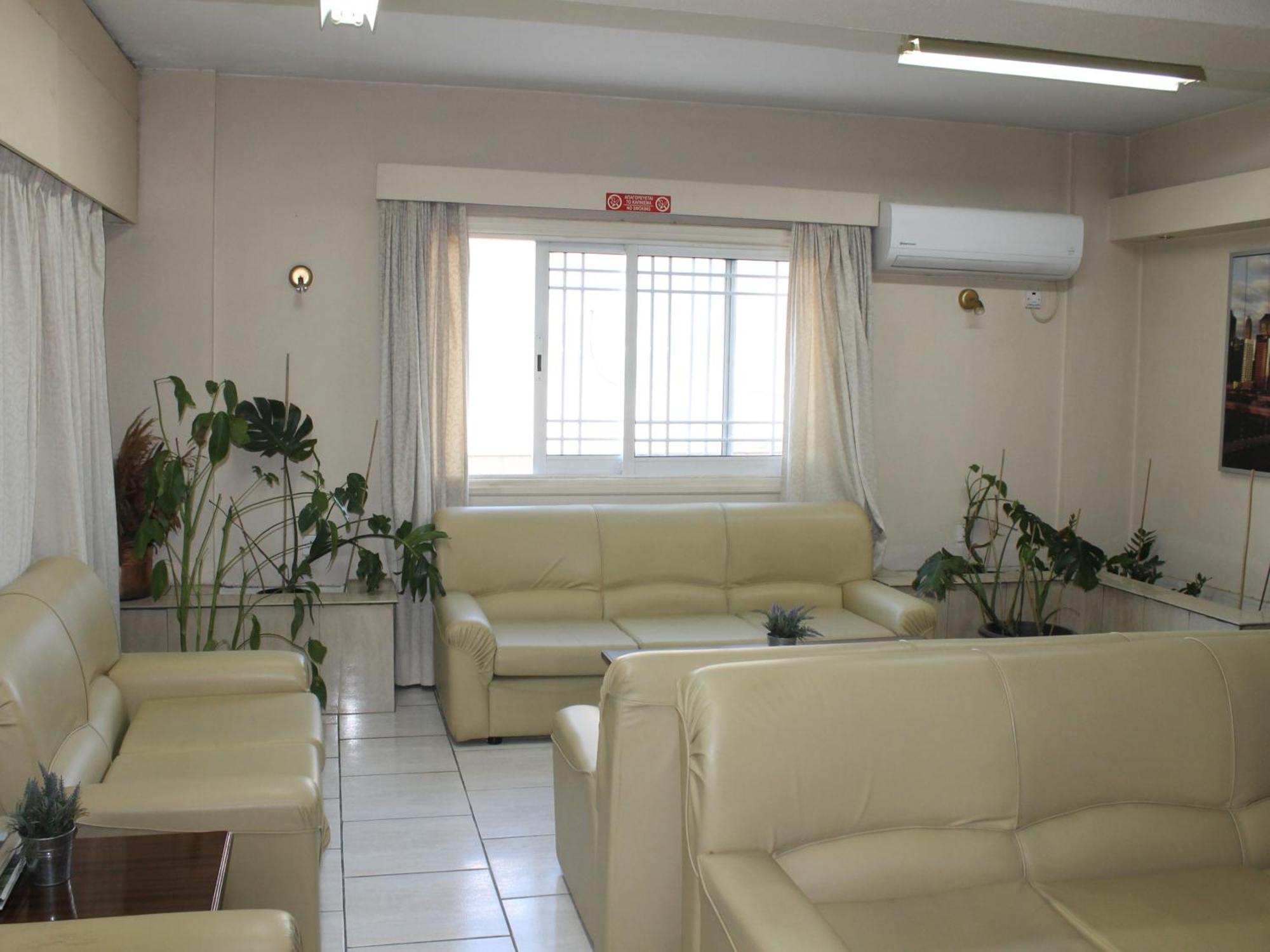Denis Hotel Nicosia Exterior foto