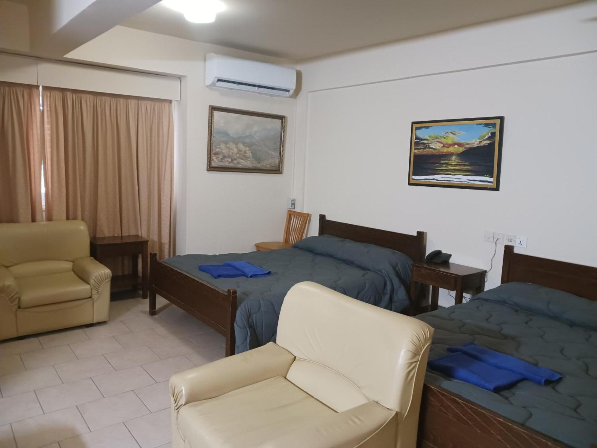 Denis Hotel Nicosia Exterior foto